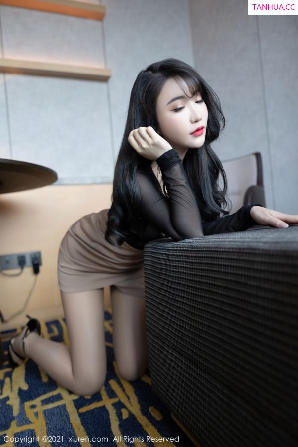 谢芷馨  [XiuRen]高清写真图 2021.11.10 No.4197 Cherry绯月樱第13张图片